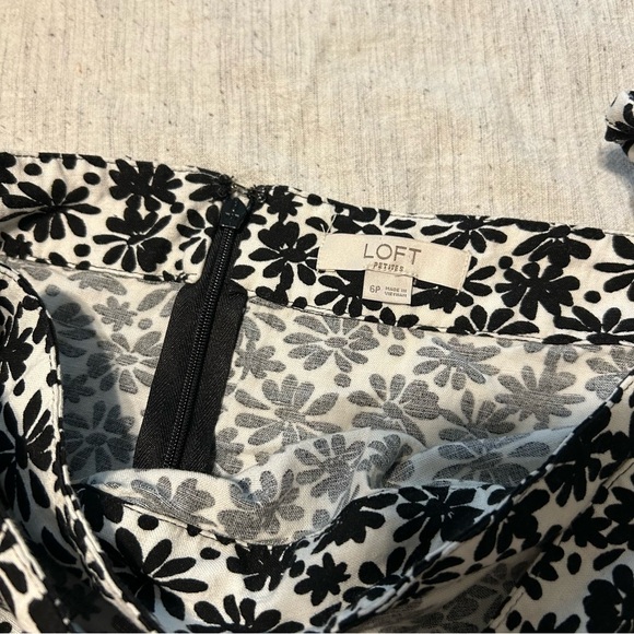 LOFT Daisy Ruffle Wrap Skirt - Picture 4 of 4